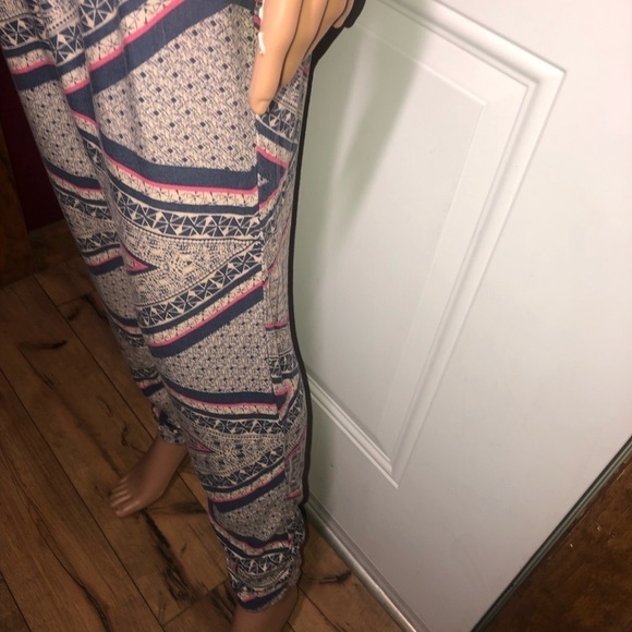 Rewash Boho Style casual pants Beige with pink and navy blue print Medium - Picture 5 of 9